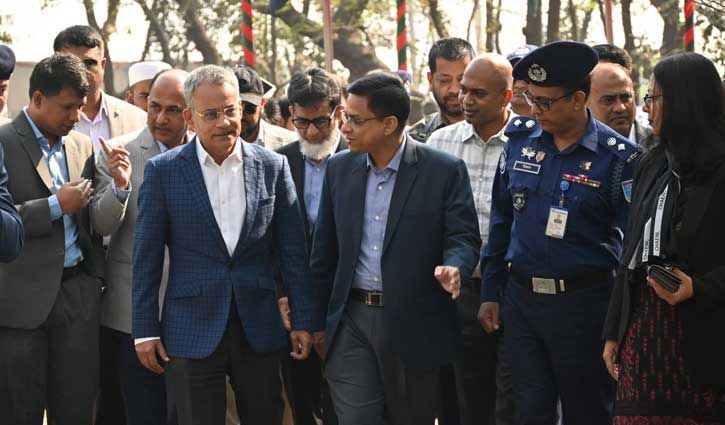 ঈদে ভাড়া বাড়বে না: সড়ক পরিবহন মন্ত্রী 