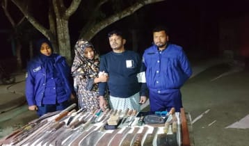 শরিয়তপুরে নারী, দেশীয় অস্ত্রসহ সাবেক ইউপি চেয়ারম্যান আটক