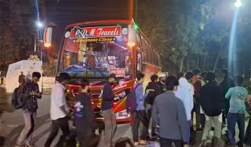 ভোট দিতে শিক্ষার্থীদের জন্য বাস-ট্রেনের ব্যবস্থা করল চাকসু ভোট দিতে শিক্ষার্থীদের জন্য বাস-ট্রেনের ব্যবস্থা করল চাকসু