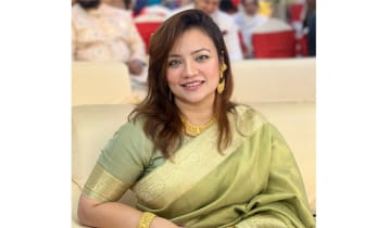 ঢাবি শিক্ষককে হত্যার হুমকির অভিযোগ