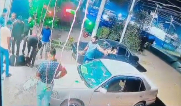 ঈশ্বরদীতে বেলারুশ নাগরিককে গাড়িচাপা দেওয়ার চেষ্টা, চালক আটক