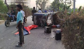 টাঙ্গাইলে অটোরিকশায় ট্রাকের ধাক্কায় নিহত ২