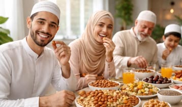 ইফতারে বাদাম খাচ্ছেন? পুষ্টিবিদের মতামত জেনে নিন