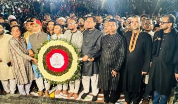 চট্টগ্রামে ভাষা শহীদদের প্রতি সর্বস্তরের মানুষের শ্রদ্ধা