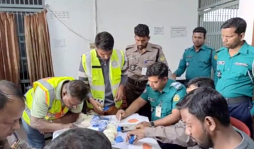 খুলনায় যাত্রীবাহী বাস থেকে ২৮ হাজার পিস ইয়াবা উদ্ধার, আটক ১