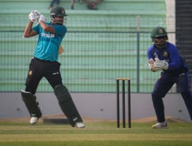 নাঈমের ফিফটির পর রনির ঝড়ে সেন্ট্রাল জোনের জয়