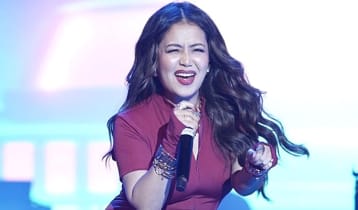 কত টাকার মালিক নেহা কাক্কর?