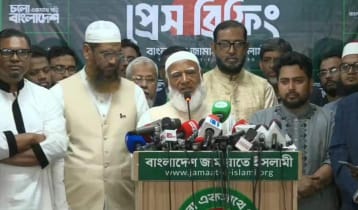 ‘কিছু আসনে ইঁদুর বিড়াল খেলা, এ‌গি‌য়ে থাকার পরও ঘোষণা দি‌চ্ছেন না কেন?’  