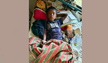 হাসপাতালে পথশিশু সিয়াম, নেই পরিবারের খোঁজ