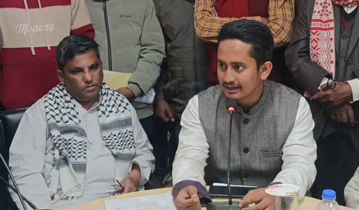 প্রতিদ্বন্দ্বী বিজয়ী প্রার্থীকে অভিনন্দন জানালেন সারজিস