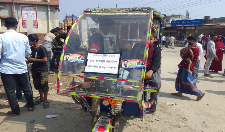 শ্যামপুর-জুরাইনে কেন্দ্রমুখী ভোটার আনা-নেওয়ায় সমর্থকেরা