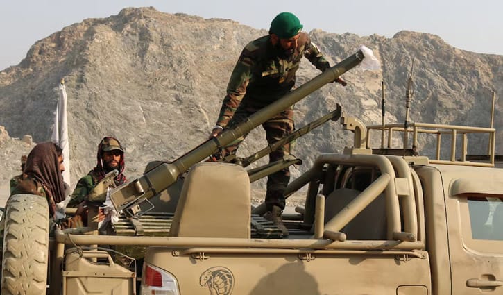 পাল্টাপাল্টি হামলার মধ্যেই পাকিস্তানের সঙ্গে আলোচনায় বসতে প্রস্তত আফগানিস্তান