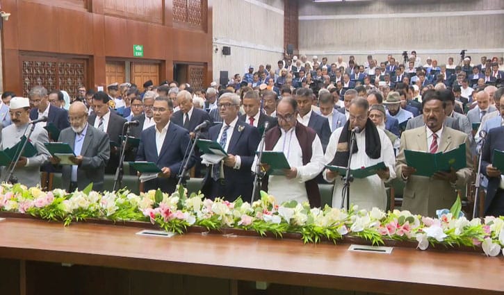 গঠিত হচ্ছে ৫০ সদস্যের মন্ত্রিসভা