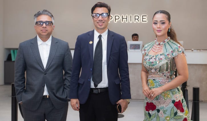 ঢাকায় পাকিস্তানি ব্র্যান্ড সাফায়ার