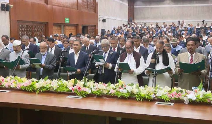 নতুন মন্ত্রিসভায় ডাক পেলেন যারা