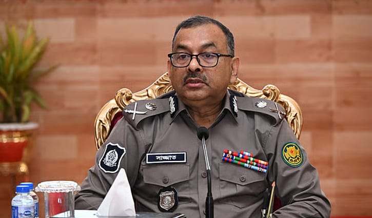 পদত্যাগপত্র জমা দিলেন ডিএমপি কমিশনার