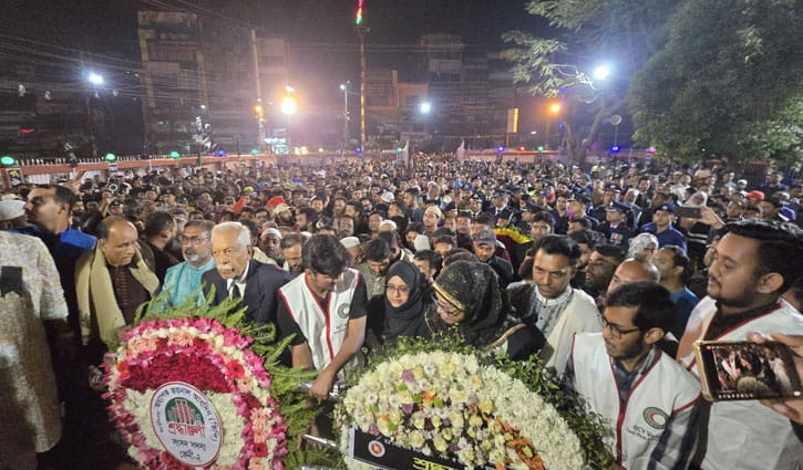 ফেনীতে শ্রদ্ধাবনত চিত্তে ভাষা শহীদদের স্মরণ