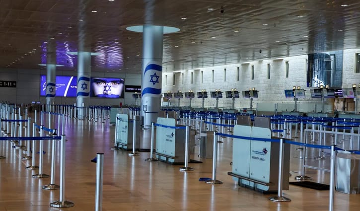 পাল্টা হামলার আশঙ্কায় ইসরায়েলের আকাশসীমা বন্ধ ঘোষণা