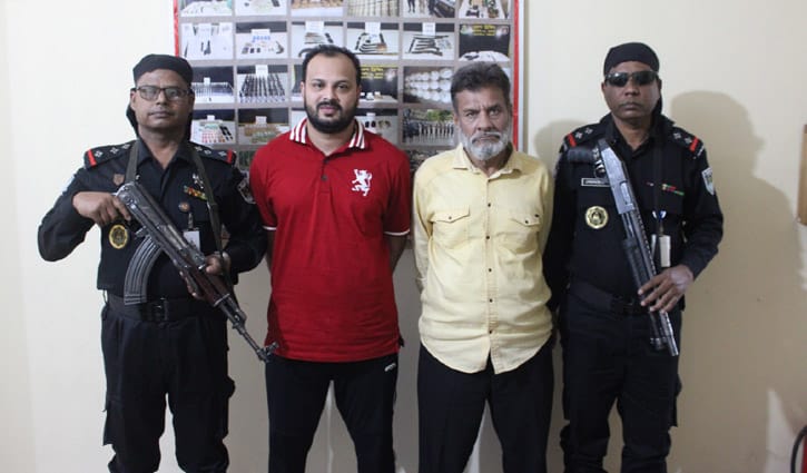 চট্টগ্রামের শীর্ষ সন্ত্রাসী ইকরামসহ দুজন গ্রেপ্তার