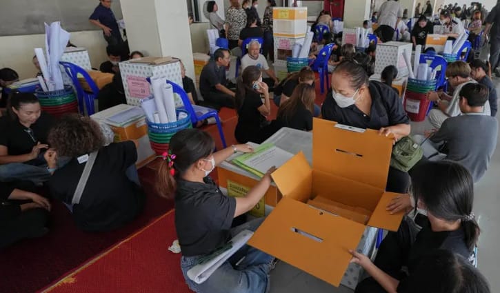 থাইল্যান্ডে ভোটগ্রহণ শুরু, ক্ষমতার লড়াইয়ে প্রধান ৩ দল