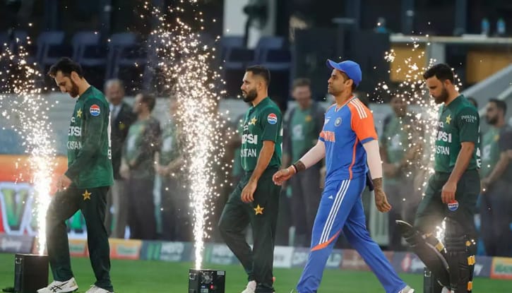 পাকিস্তানের সিদ্ধান্ত পরিবর্তন, বিশ্বকাপে খেলবে ভারতের বিপক্ষে