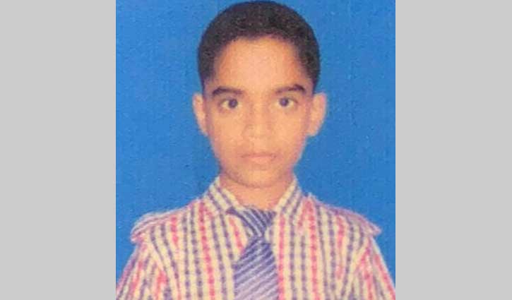 খুলনায় রূপসা নদীতে পড়ে স্কুলছাত্র নিখোঁজ 