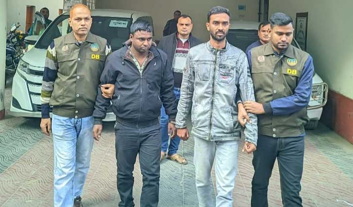 প্রাথমিক শিক্ষক নিয়োগ পরীক্ষা: জালিয়াতি চক্রের ২ সদস্য গ্রেপ্তার