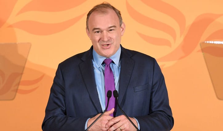 ট্রাম্পকে ‘আন্তর্জাতিক গুন্ডা’ বললেন ব্রিটিশ এমপি