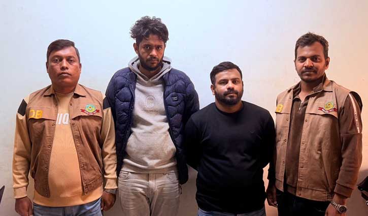 চট্টগ্রামের শীর্ষ সন্ত্রাসী বার্মা সাইফুল ঢাকায় গ্রেপ্তার