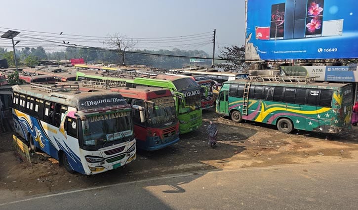 রাঙামাটির সঙ্গে সারাদেশের বাস চলাচল বন্ধ