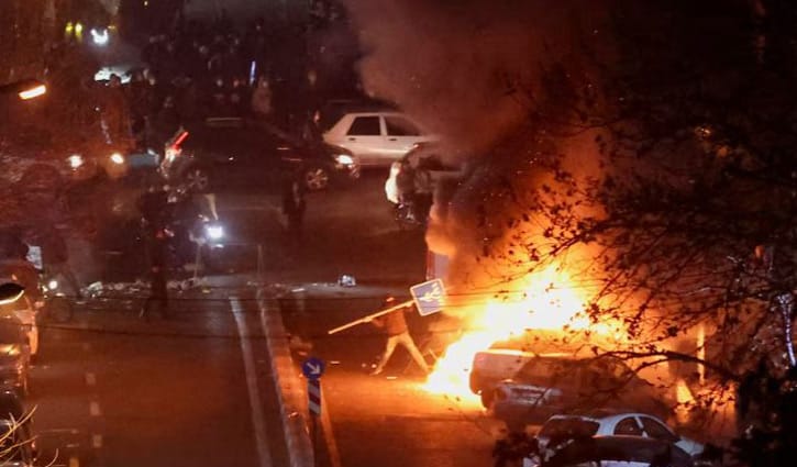 ইরানে সংঘাতে নিহত ২০০০ মানুষ