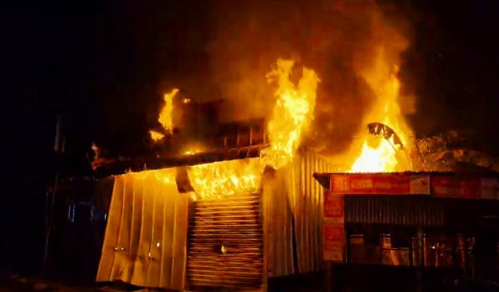 ভালুকায় বিএনপি ও স্বতন্ত্র প্রার্থীর কর্মীদের সংঘর্ষ, আহত ৩০