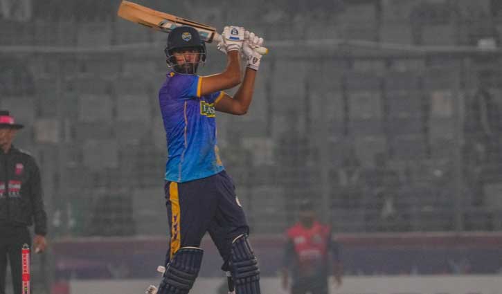 রাজশাহীকে উড়িয়ে ফাইনালে চট্টগ্রাম