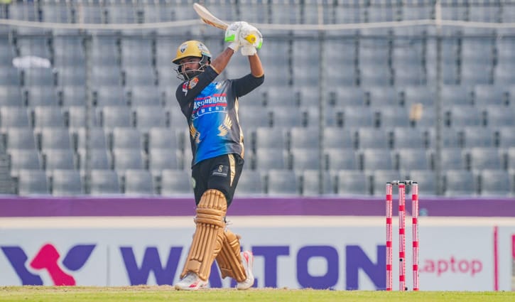 মালান-হৃদয়ের ব্যাটে রংপুরের বড় সংগ্রহ