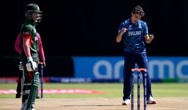 ইংল্যান্ডের কাছে হেরে বিশ্বকাপ থেকে বিদায় বাংলাদেশের