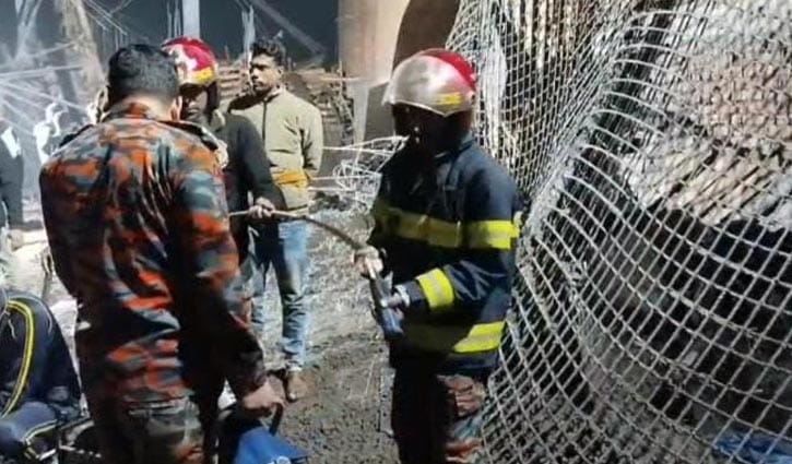 বগুড়ায় হিমাগারের ছাদ ধসে শ্রমিক নিহত