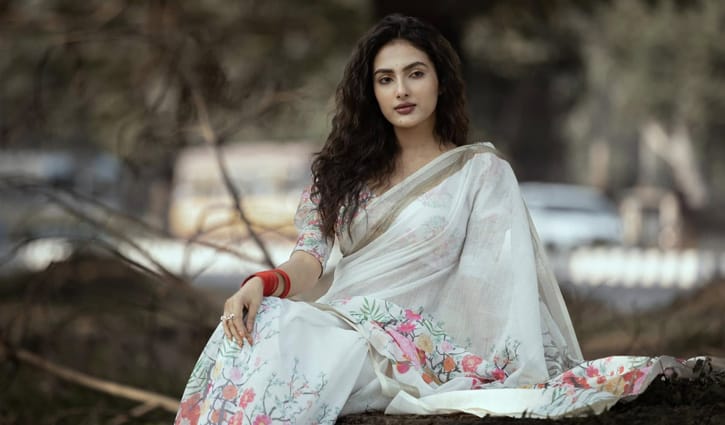 শাকিবের নতুন নায়িকা ওপারের জ্যোতির্ময়ীকে কতটা জানেন?