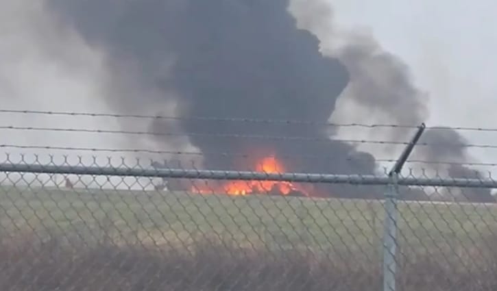 ৮ আরোহী নিয়ে যুক্তরাষ্ট্রে ব্যক্তিগত বিমান বিধ্বস্ত