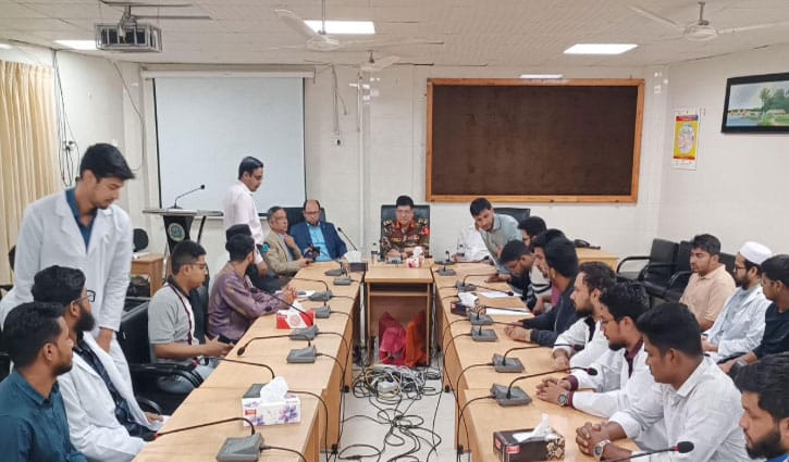 ওসমানীতে ৩৮ ঘণ্টা পর ইন্টার্ন চিকিৎসকদের কর্মবিরতি প্রত্যাহার