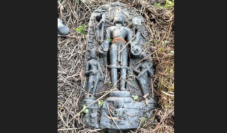 ফরিদপুরে ১২৫ কেজি ওজনের কষ্টিপাথরের মূর্তি উদ্ধার