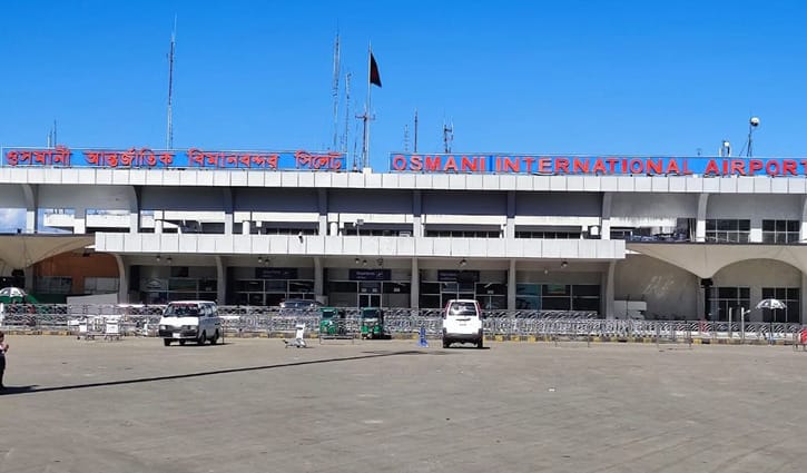 বৈধ ভিসা ও টিকিট থাকা সত্ত্বেও যুক্তরাজ্য যেতে পারছেন না প্রবাসীরা