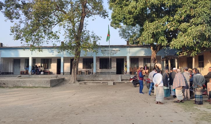 চাটমোহরে মাদ্রাসায় নিয়োগ বাণিজ্যের অভিযোগ, তদন্ত শুরু