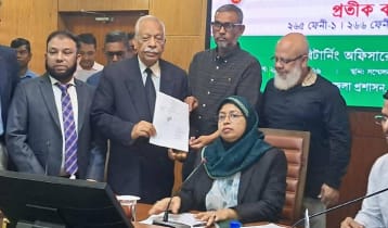 ফেনীর প্রার্থীদের মধ্যে প্রতীক বরাদ্দ