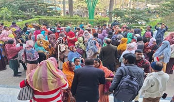 বেতন সংকটে নগর স্বাস্থ্যসেবা প্রকল্প, সিটি করপোরেশন ঘেরাও