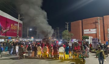 শাহবাগে হামলার প্রতিবাদে রাজশাহীতে বিক্ষোভ