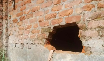 ফুলগাজীতে একরাতে ২ দোকানে চুরি