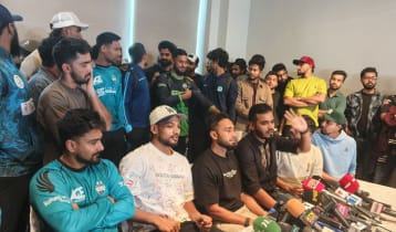 শর্ত দিয়ে সিদ্ধান্ত পুনর্বিবেচনা করে শুক্রবার মাঠে ফিরতে প্রস্তুত ক্রিকেটাররা