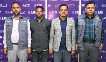 ১১ কোটি টাকায় সাড়ে ৩ লাখ এনআইডির তথ্য বিক্রি, ইসির ২ কর্মচারী আটক