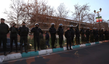 ইরানে সরকারবিরোধী আন্দোলন: দুই সপ্তাহে প্রাণহানি ৩ হাজারেরও বেশি