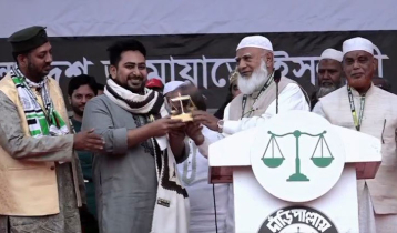 নাহিদের হাতে পাল্লা-কলি তুলে দিলেন জামায়াত আমির